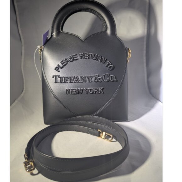 Tiffany & Co. Handbags - NWT Super Rare Tiffany & Co. Return To Tiffany Raised Logo Black Leather Purse